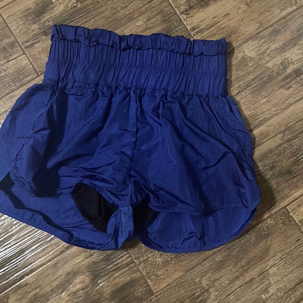 High waist athletic shorts